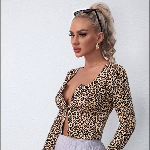Button Front Leopard Top - Picture 5 of 5